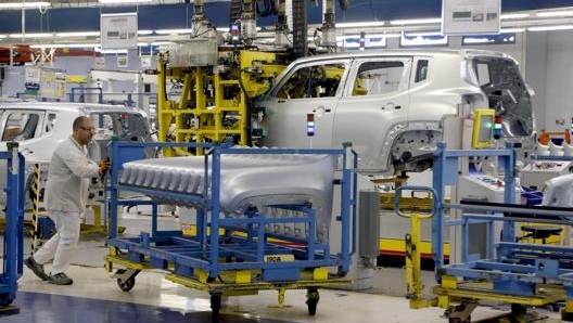 Alla riapertura, nelle fabbriche di Fca si seguiranno rigidi protocolli per la sicurezza dei lavoratori contro il contagio