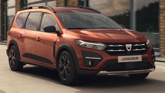 Aperti gli ordini della nuova Dacia Jogger, erede della Lodgy