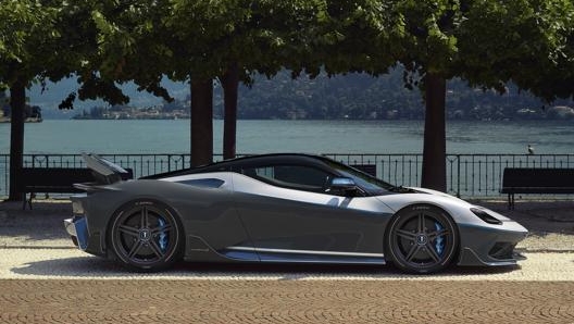 La Pininfarina Battista avrà il telaio in carbonio e quattro motori indipendenti montati ognuno su una ruota, alimentati da un pacco batterie 120 kWh