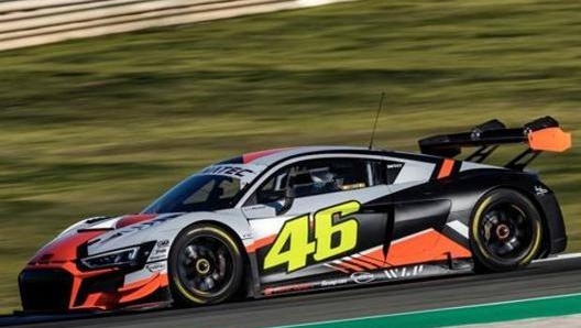 Valentino Rossi a bordo dell’Audi R8 Lms in occasione dei test di Valencia