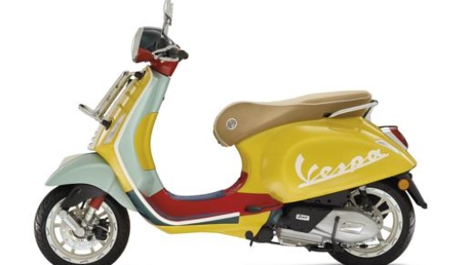 Vespa Primavera Sean Wotherspoon