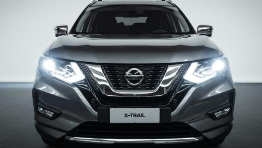 Nissan X-Trail, il frontale