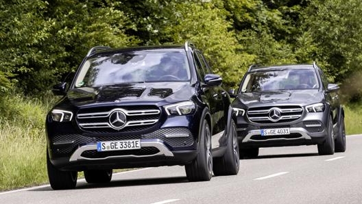 Il Gle 350 de è un Suv di grandi dimensioni con powertrain ibrido plug-in diesel