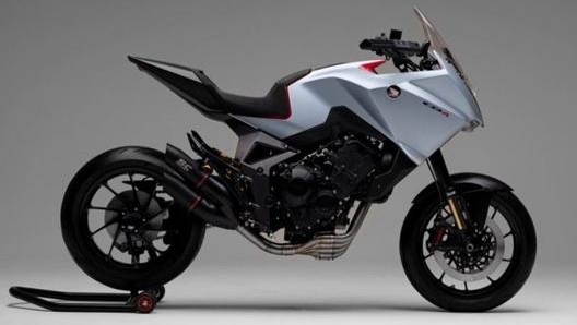 Lo stile? Ripreso in parte dalla CB4X, il concept visto l’anno scorso ad Eicma 2019