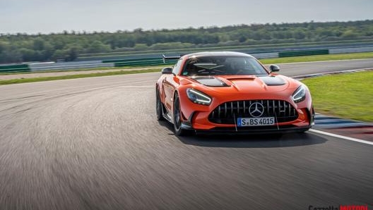 La AMG GT Black Series impiega 9 secondi per raggiungere i 200 km