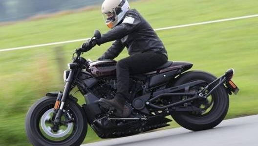 La Sportster S ha portato al debutto il nuovo motore Revolution Max 1250T