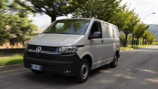 Il Volkswagen Transporter unisce le dimensioni di un Suv a un volume di carico da vero veicolo commerciale