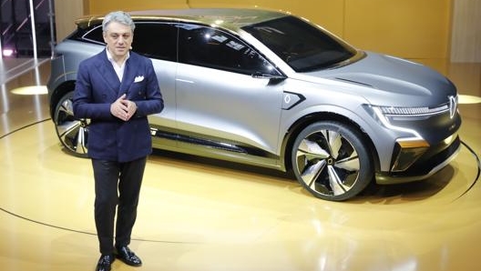 Luca De Meo e la concept Mégane eVision