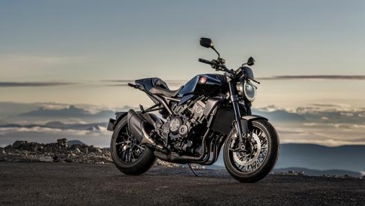 Per il 2021 è stata introdotta la Honda CB1000R Black Edition