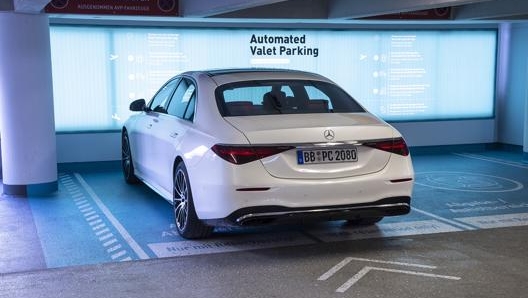 Per la fase di avvio sono due gli spazi di parcheggio previsti per l’Automated Valet Parking