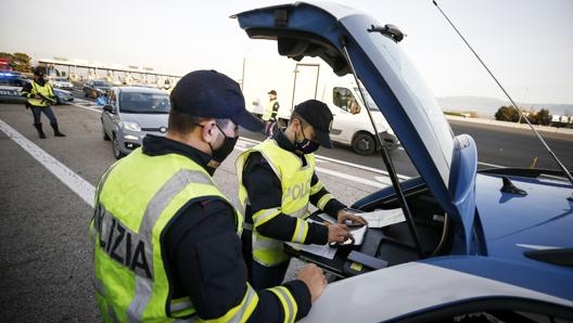 Nella patente la dote di punti di partenza è uguale per tutti. A chi è autore di gravi infrazioni il cumulo viene ridotto in base alla gravità dell’infrazione