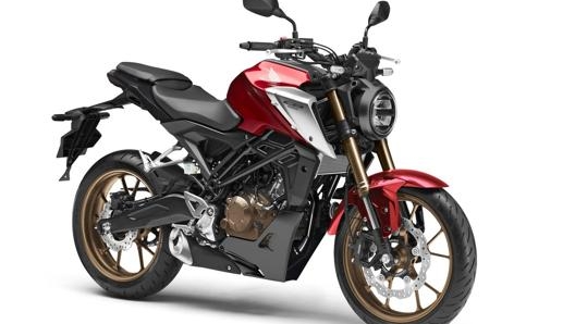 La nuova Honda CB 125 R, dedicata ai sedicenni