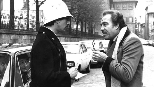 Ugo Tognazzi nella scena del vigile in «Amici miei»