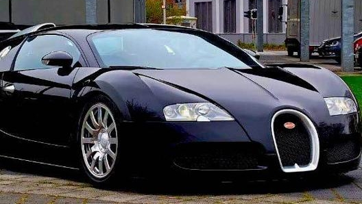 Nel garage di Brady c’è anche una Bugatti Veyron Super Sport. Foto Car Collectors Club