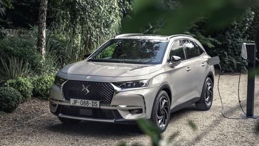 DS 7 Crossback E-Tense 225