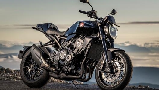 Per il 2021 è stata introdotta la Honda CB1000R Black Edition