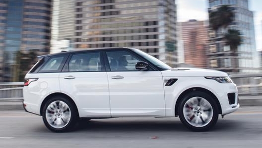 L’evoluzione del Range Rover Sport non si ferma