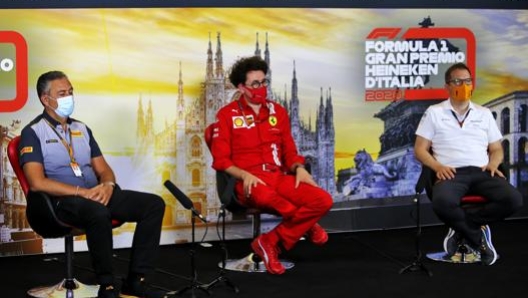 Mario Isola con Mattia Binotto e Andreas Seidl a Monza. Getty