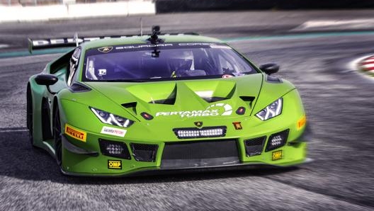 La Huracan GT3 in azione sul tracciato di Adria