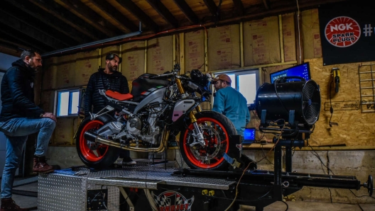 Nei test al banco la RS 660 è stata comparata con Suzuki SV 650 e Yamaha MT-07