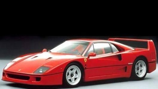 Una Ferrari F40 come quella distrutta dal 59enne australiano