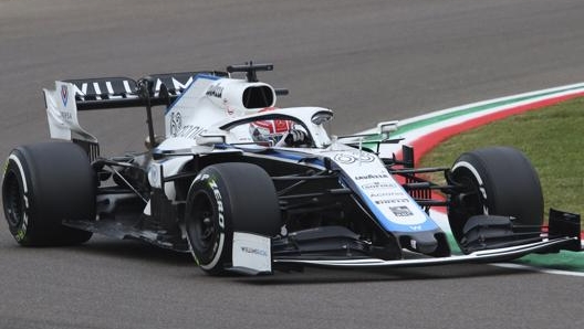 La Williams FW43 di George Russell  in azione a Imila. Lapresse