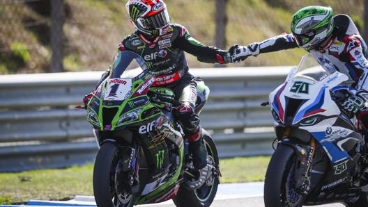 Laverty si complimenta con Rea. Epa