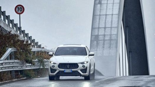 La Maserati Levante Trofeo è capace di 580 Cv