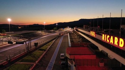 Lo studio emiliano ha riasfaltato l'ingresso della pit lane. Foto Dromo