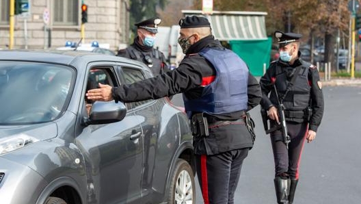 Controlli dei Carabinieri durante la pandemia. Immagine di repertorio. Ansa