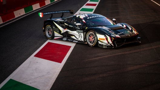 La Ferrari 488 GT3 Evo numero 71 che Iron Lynx schiererà nel GT World Challenge 2021