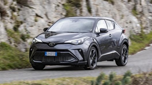 Toyota punta per consolidare il proprio ruolo nel mercato, con modelli che beneficiano anche degli incentivi statali