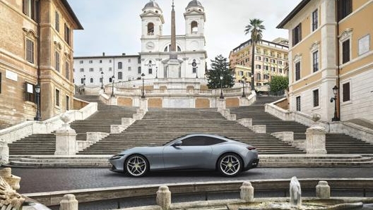 Ferrari Roma a Piazza di Spagna, a Roma