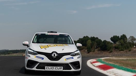 La quinta generazione di Renault Clio impegnata nella stagione 2021 del campionato monomarca