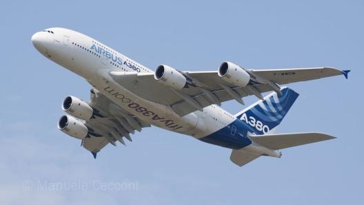 Nel mirino ci sono gli aerei: per fare un paragone l’Airbus 380 ha una velocità di crociera di circa 900 km/h