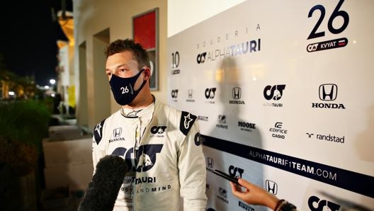 Daniil Kvyat durante un’intervista. Getty