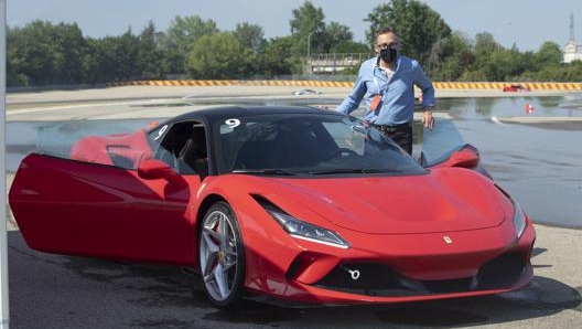 Sulla F8 Tributo ci siamo scaldati prima della SF90 Stradale