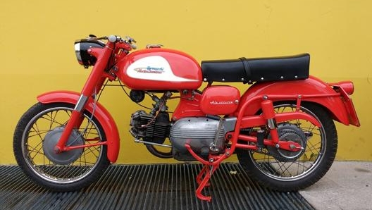 Aermacchi, tra le moto preferite del duo comico