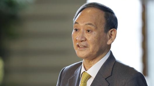 Il primo ministro giapponese, Yoshihide Suga. LaPresse