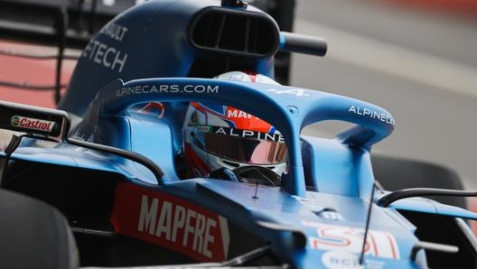 Esteban Ocon a bordo della nuova Alpine