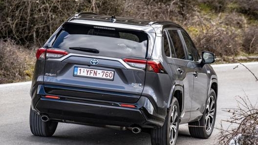 Il prezzo di Toyota Rav4 Plug-in Hybrid parte da 55.500 euro