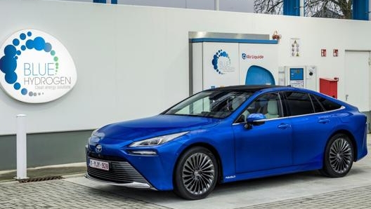 L’auto ad idrogeno di Toyota è la Mirai, giunta alla seconda generazione