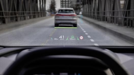 L'head-up display di Audi Q4 e-tron