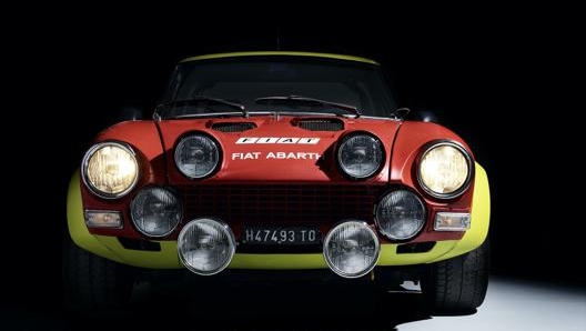 La Fiat 124 Abarth Spider 16V del 1974. Foto: Mitch Payne