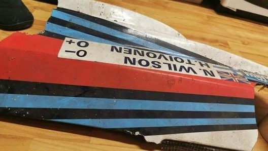 Il pezzo della Lancia di Toivonen ancora sporco del fango di allora