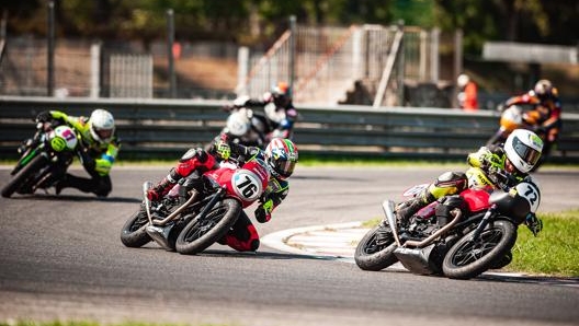 Una gara del Trofeo Moto Guzzi Fast Endurance