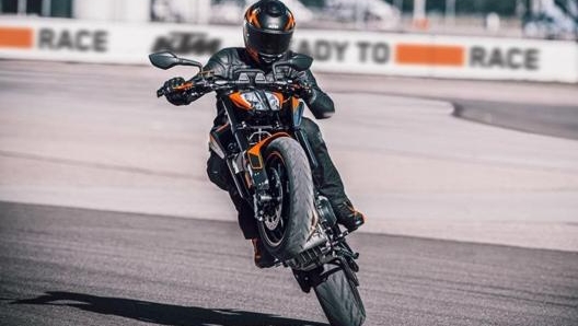 La nuova Ktm 890 Duke in azione