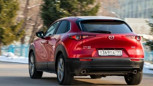 Mazda CX-30 2021 monta l’aggiornato SkyActiv-X da 186 Cv