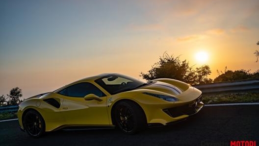 La Ferrari 488 Pista al tramonto