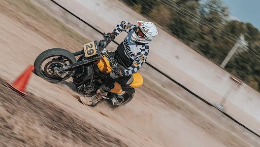 Corsi di guida flat-track e off-road